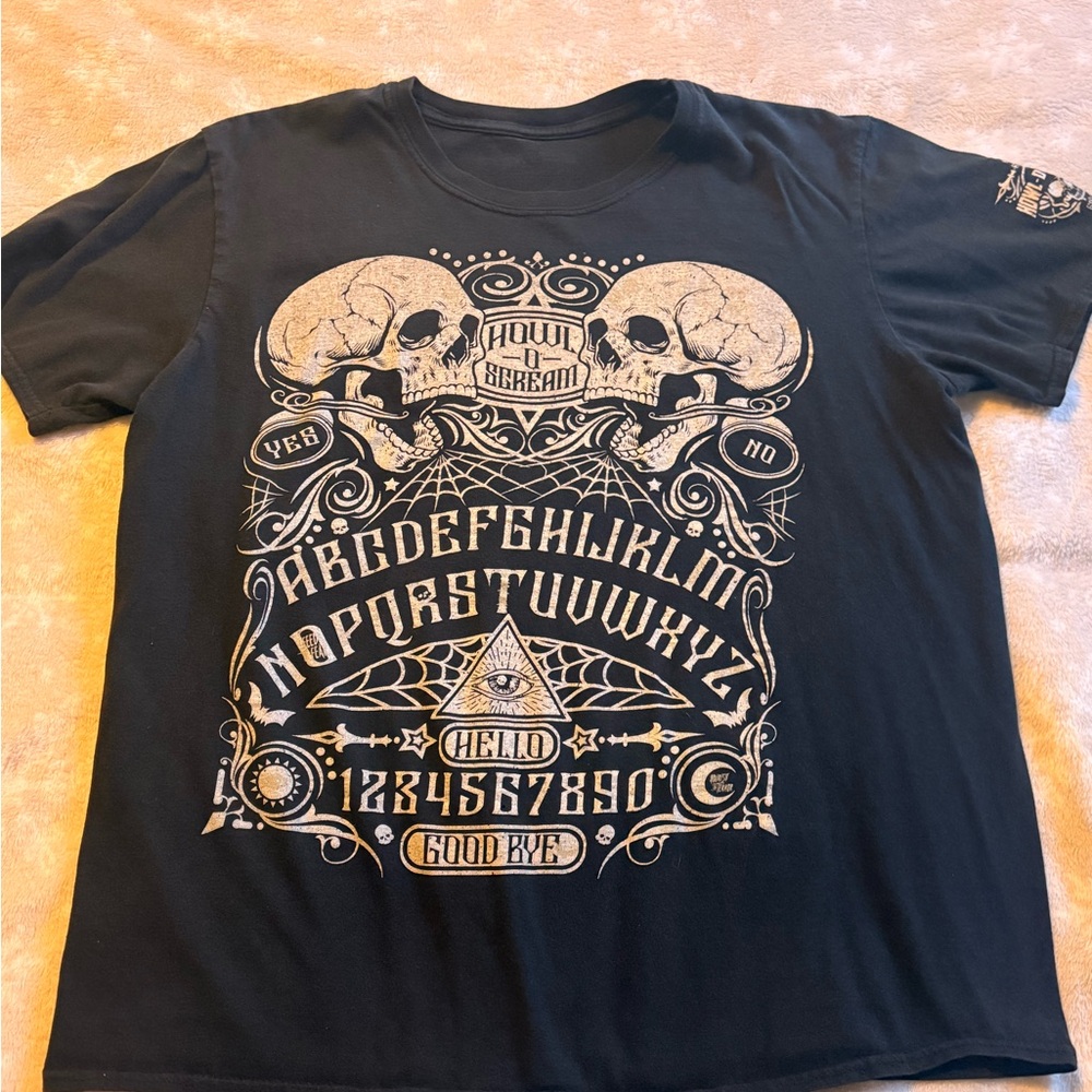 Howl O’ Scream shirt